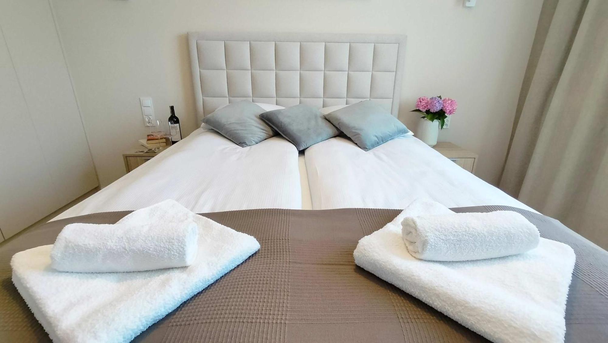 Cicha Przystan Apartamenty Whiteblue Sauna&Fitness&Parking Kolberg Exterior foto