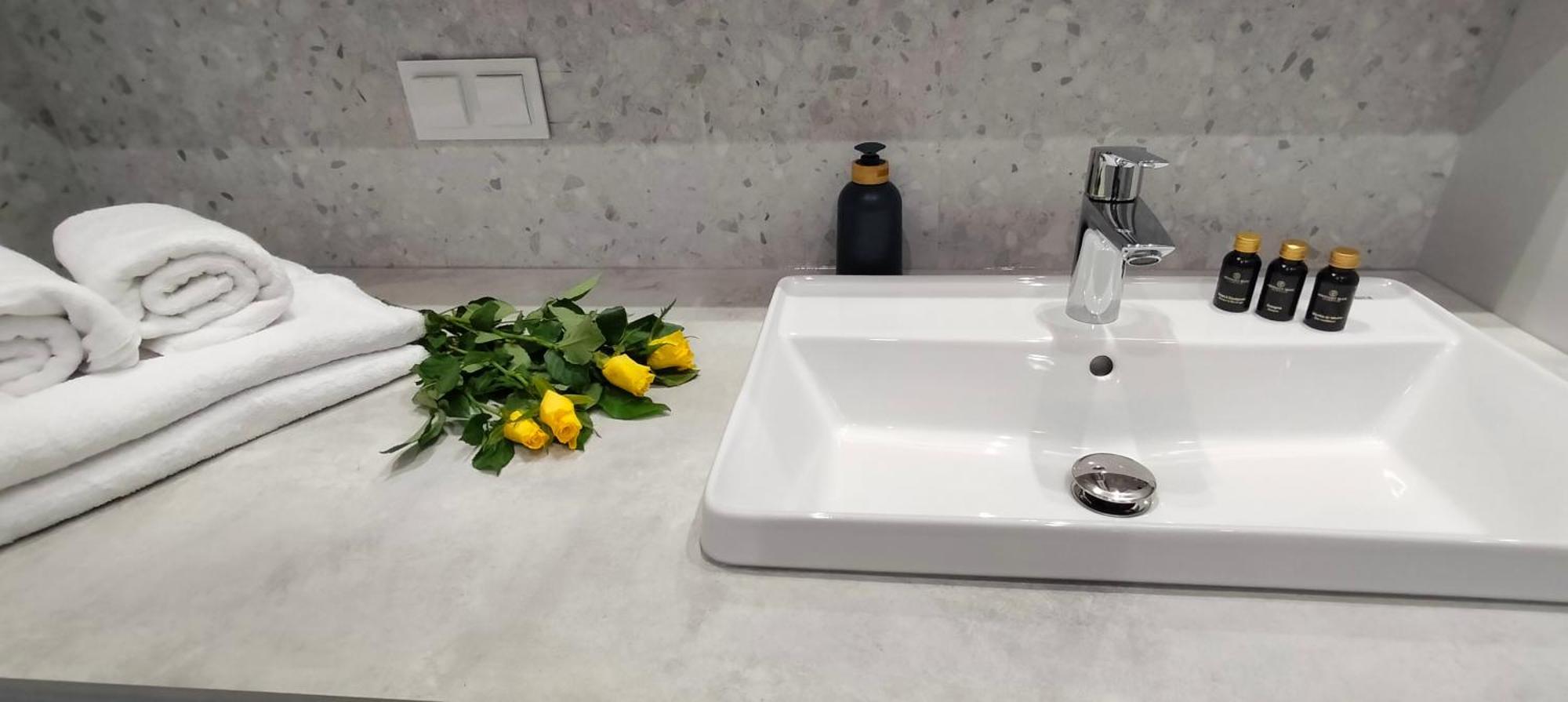 Cicha Przystan Apartamenty Whiteblue Sauna&Fitness&Parking Kolberg Exterior foto